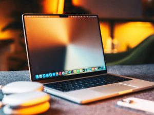 Будущие MacBook Pro, iPad Pro и iMac получат OLED-дисплеи с расширенным цветовым охватом