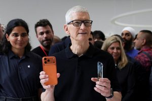 Новые функции iOS 27: динамические обои и часы на экране блокировки