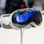 Эксперт Apple Vision Pro переходит в OpenAI: Что это значит для индустрии?