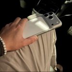 Apple занимает 65% мирового рынка премиальных смартфонов благодаря iPhone 17